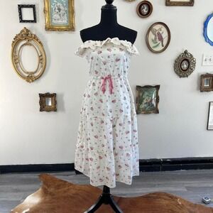 Vintage Y2K White Floral Eyelet Off-Shoulder Cottagecore Dress